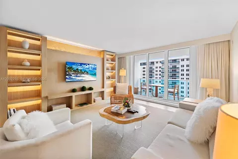 102 24th St #1406, Miami Beach, FL 33139