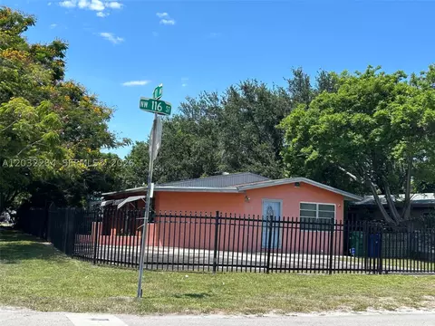 997 NW 116th St, Miami, FL 33168
