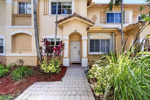 2827 SW 83rd Ter #102, Miramar, FL 33025