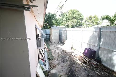 Exterior - 359 E 12th St, Hialeah, FL 33010 photo 16 of 16