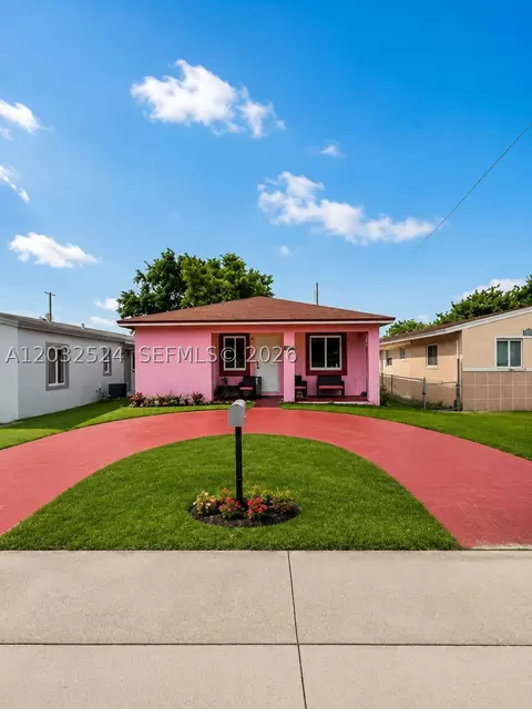 2227 Farragut St, Hollywood, FL 33020