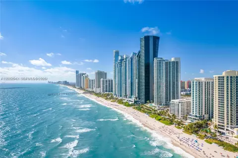 17201 Collins Ave #DEN, Sunny Isles Beach, FL 33160