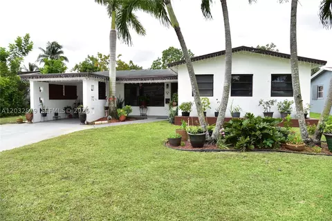 7470 Polk St, Hollywood, FL 33024