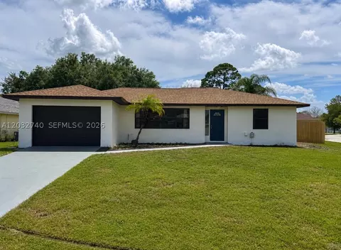 2302 SE Leithgow St, Port Saint Lucie, FL 34952