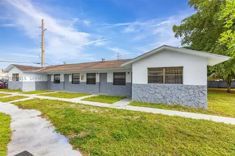 4120 SW 19th St, West Park, FL 33023