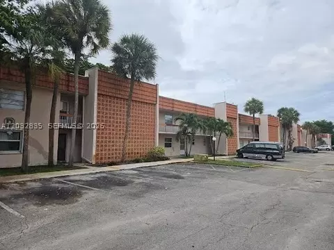 7610 Stirling Rd #104C, Hollywood, FL 33024