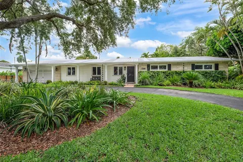 7345 SW 122nd St, Pinecrest, FL 33156