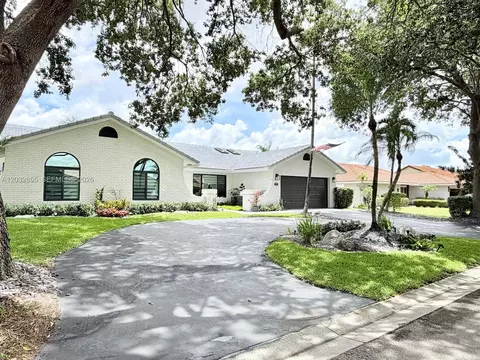 10945 SW 1st Ct, Coral Springs, FL 33071