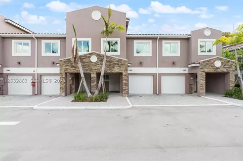 1537 NW 94th Way #5, Coral Springs, FL 33071