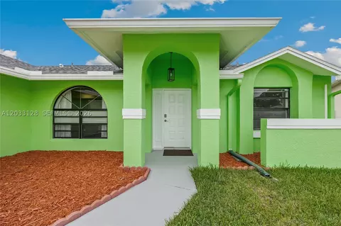 1737 NW Nanton St, Palm Bay, FL 32907
