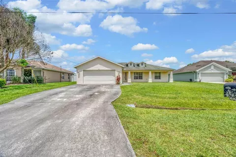 5767 NW Cahaba St, Port Saint Lucie, FL 34986