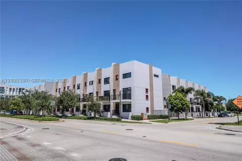 113 NE 6 St #1111, Fort Lauderdale, FL 33304
