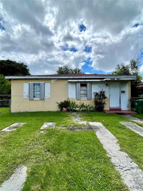 710 Tamiami Blvd, Miami, FL 33144