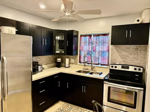 5300 Washington St #H236, Hollywood, FL 33021