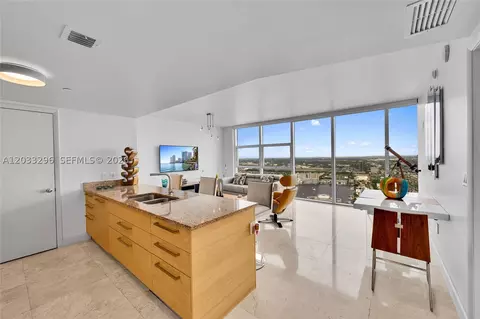 1830 S Ocean Dr #4807, Hallandale Beach, FL 33009
