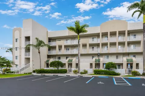 7727 Southampton Ter #202, Tamarac, FL 33321