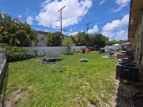 233 E 7th St, Hialeah, FL 33010 photo 15