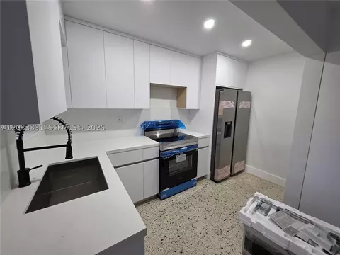 233 E 7th St, Hialeah, FL 33010 photo 8