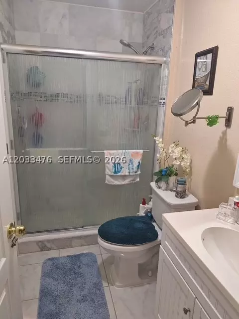 Bath - 507 W 68th St #5, Hialeah, FL 33014 photo 2 of 2