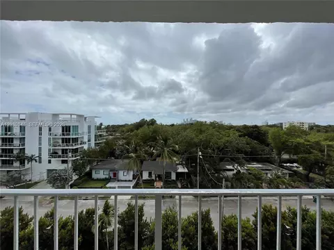 700 NE 63rd St #D606, Miami, FL 33138