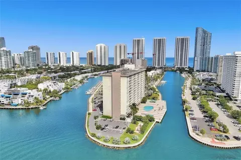 400 Kings Point Dr #928, Sunny Isles Beach, FL 33160
