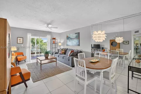 257 S Cypress Rd #436, Pompano Beach, FL 33060