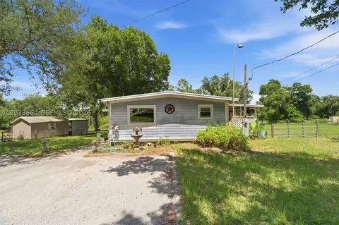 425 Orange Blvd, Polk City, FL 33868