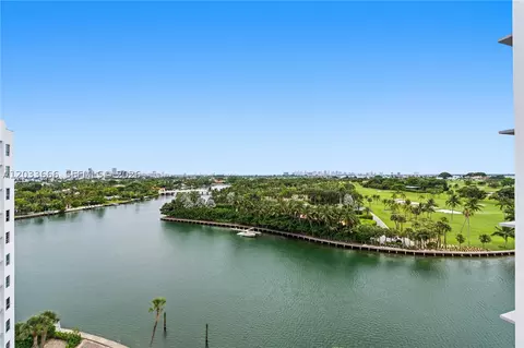 9102 W Bay Harbor Dr #10C, Bay Harbor Islands, FL 33154