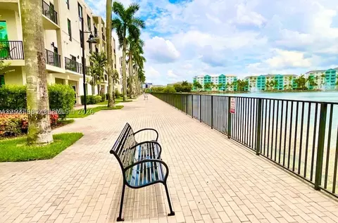 4700 NW 84th Ave #15, Doral, FL 33166