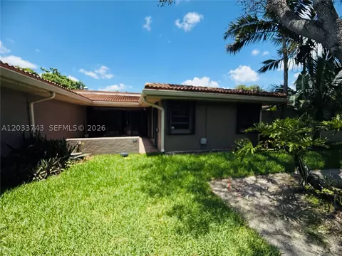 103 Tweedbrook Ln #101, Hollywood, FL 33021