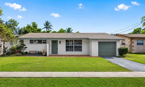6600 NW 26th St, Sunrise, FL 33313