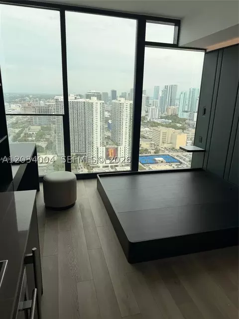 20 NE 11th St #3703A, Miami, FL 33132