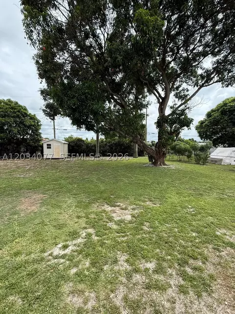 Other - 521 E 33rd St, Hialeah, FL 33013 photo 9 of 10