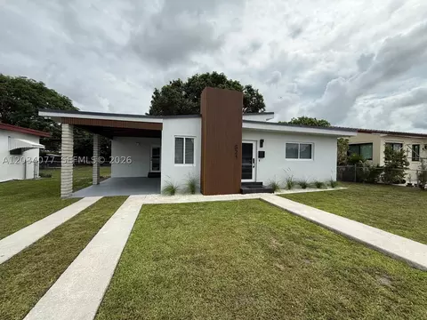 Other - 521 E 33rd St, Hialeah, FL 33013 photo 2 of 10