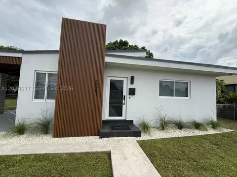 Exterior - 521 E 33rd St, Hialeah, FL 33013 photo 1 of 6