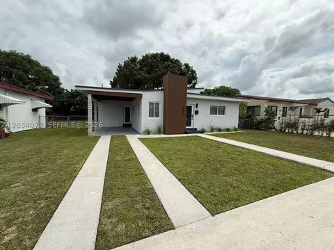 521 E 33rd St, Hialeah, FL 33013