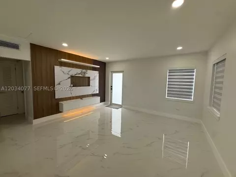 Living - 521 E 33rd St, Hialeah, FL 33013 photo 2 of 4