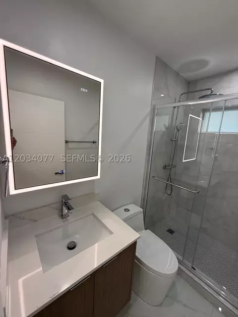 Bath - 521 E 33rd St, Hialeah, FL 33013 photo 1 of 5