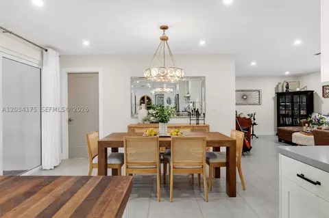 Dining - 8601 Dundee Ter, Miami Lakes, FL 33016 photo 4 of 4