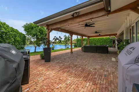 Other - 8601 Dundee Ter, Miami Lakes, FL 33016 photo 13 of 15