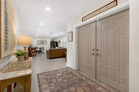 Entry Way - 8601 Dundee Ter, Miami Lakes, FL 33016 photo 1 of 2