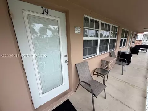 500 Layne Blvd #19, Hallandale Beach, FL 33009