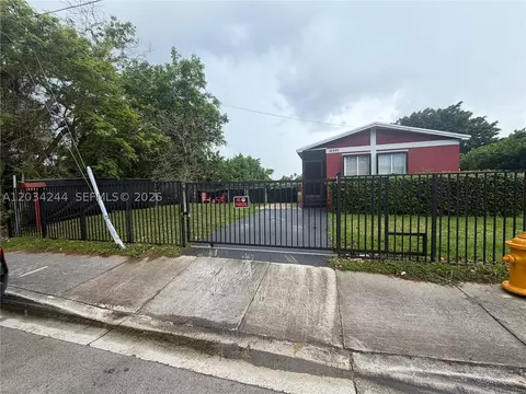 16980 SW 104th Ave, Miami, FL 33157