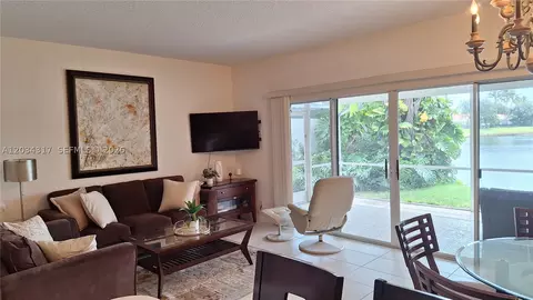 2104 Tigris Dr, West Palm Beach, FL 33411