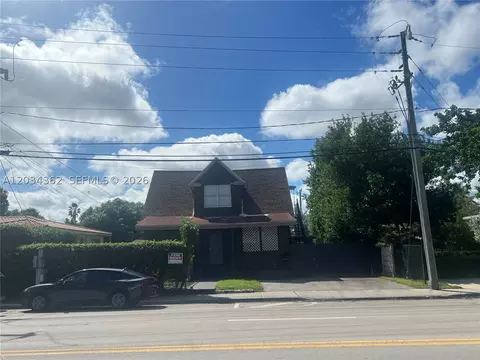 842 SW 12th Ave, Miami, FL 33130