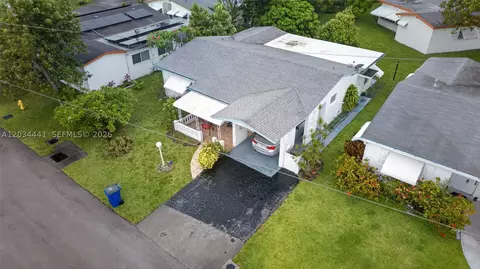 4271 NW 49th Ter, Lauderdale Lakes, FL 33319