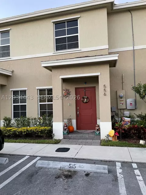 556 NE 5th St, Florida City, FL 33034