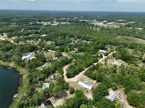 225 Mirror Lake Dr, Other, FL 32148 photo 8