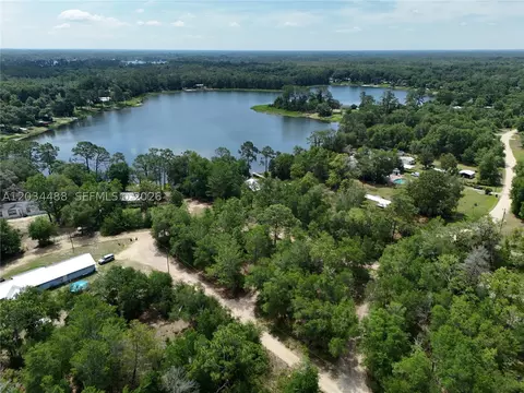 225 Mirror Lake Dr, Other, FL 32148 photo 10
