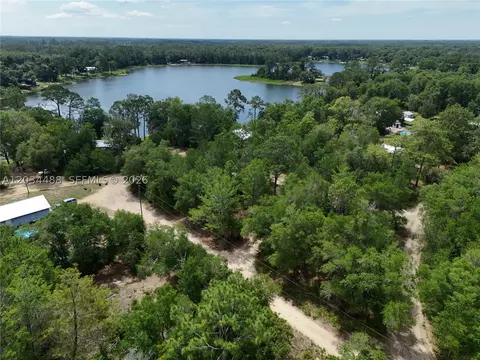 225 Mirror Lake Dr, Other, FL 32148 photo 13
